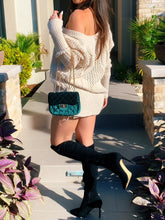 Load image into Gallery viewer, "Crystal Cove" Emerald Velvet Quilted Shoulder Purse (LIMITED EDITION)